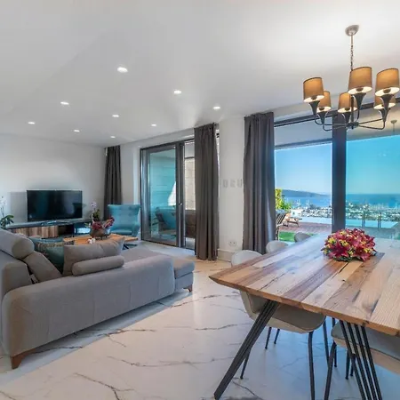 וילה The Elysium Miramar Villas